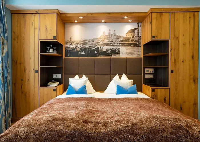 Top Hotels direkt an der Schiffsanlegestelle Passau